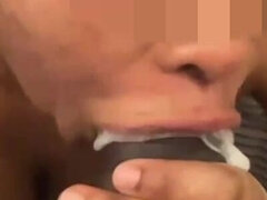 Africain, Noire, Sucer une bite, Couple, Éjaculer dans la bouche, Fait maison, Pov, Nénés