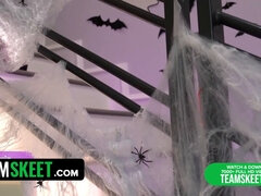 Pik sutte, Utro, Beskidt, Komme på ansigtet, Hd, Orgasme, Pov, Tabu