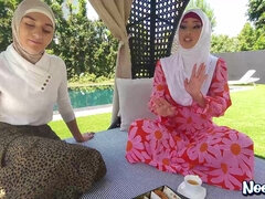 Sophia Leone and Aubry Babcock HIJAB Sex NOOKIES