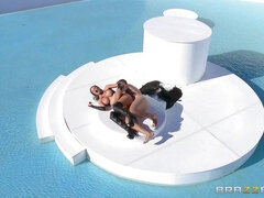 Анальный секс, Большие сиськи, Черные, Минет, Ласковые ручки, От первого лица, Реалити