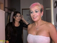 デカ尻, デカパイ, 指いじり, キス, レズビアン, 下着, ガリガリ, ストリッピング