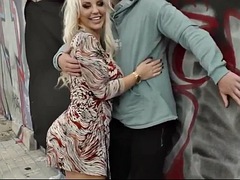 Mačiatko, Veľké péro, Veľké kozy, Blondína, Brunetka, Creampie, Striekanie semena, Masáž