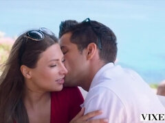 Kuřba, Hardcore, Líbání, Výprask, Přírodní prsa, Venku, Jezdectví, Kozičky