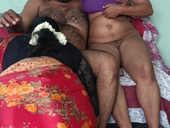 Amateur, Sucer une bite, Doigter, Indienne, Plan cul à trois