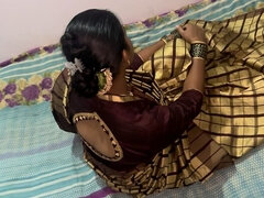 Velika rit, Velika klitoris, Velik kurac, Velike joške, Domaci pornič, Indijka, Bradavičke, Muco