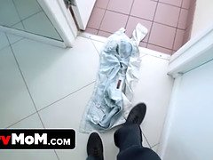 Μεγάλος κώλος, Μεγάλα βυζιά, Πίπα, Μελαχροινή, Χύσιμο, Ώριμη γυναίκα, Φωνάζοντας