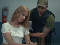 Kötözés – fegyelmezés, Hatalmas hátsó, Monumentális dákó, Kötözés, Kutya póz, Hd, Latin lány, Tetkó