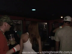 Club Girls Arse Shakin - Public Drunk Fun