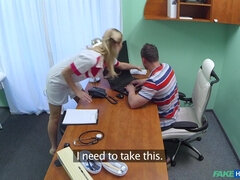 Blasen, Handjob, Massage, Krankenschwester, Büro, Titten, Uniform, Spanner