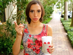 금발의, 오랄섹스, 도기스타일, 드레스, 머리카락이 많은, 핸드잡, 빼빼한, 청소년