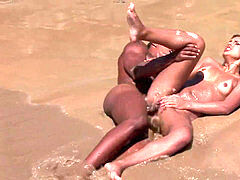 Hard and rough bbc Sex on Public Beach