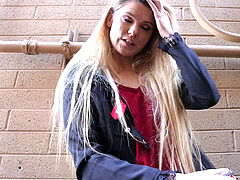 Za kulisami, Klub, Majtki, Palenie, Nastolatki