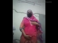 Hot Hindi Urdu Sex Story: Viral Bhabhi Solo with Big Natural Tits and Dirty Talk