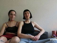 Doigter, Allemand, Embrassement, Lesbienne, Chatte, Tatouage, Jouets