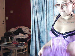 Δαντέλα, Μαμά