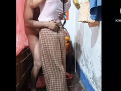 Hot Indian Bhabhi Fucked Hard at Night - Lucky72