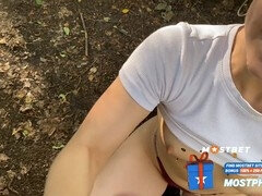Leie, Betrug, Freundin, Handjob, Nackt, Im freien, Zierlich, Russisch