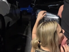 Velik kurac, Blondinka, Avto, Zaloteni, Par, Zunanji izliv, Domaci pornič, V javnosti