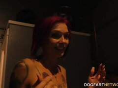Anna Bell Peaks enjoys interracial gangbang