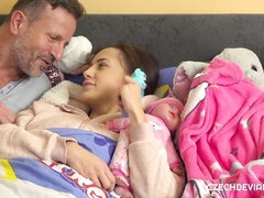 Sypialnia, Duży kutas, Lizanie, Naturalne cycki, Majtki, Cipka, Chudy, Cycki