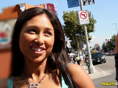 Stor stjärt, Blondin, Avsugning, Sperma shot, Ansiktsbehandling, Slick, Pengar, Fitta