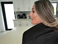 Kuřba, Různé pohledy, Realita, Nevlastní máma