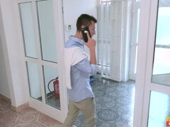 Stora tuttar, Avsugning, Par, Creampie, Doggystyle, Slick, Pov, Spanking