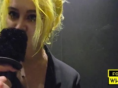 Bdsm, Fisting, Hardcore, Hd, Förödmjukelse, Offentlig, Slampa, Toalett