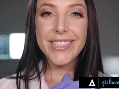 Stora tuttar, Bystig, Lesbisk, Slick, Naturliga tuttar, Fitta, Rödhårig, Spanking