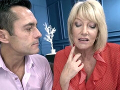 Ξανθιά, Πίπα, Βυζαρού, Χύσιμο, Γιαγιά, Σκληρό, Ώριμη, Μουνί