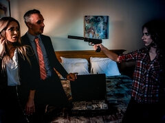 Store pupper, Blond, Fingring, Kyssing, Barbert, Stripping, Trekant, Pupper