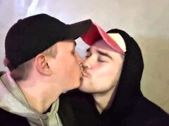 Большой член, Парочка, Группа, На природе, На публике, Душ, Сосущие, Туалет