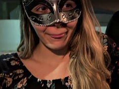 Grosser schwanz, Besamung, Handjob, Hardcore, Schlampe, Tätowierung, Jungendliche (18+), Titten