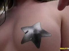 Strand, Brunette, Langt ned i halsen, Komme på ansigtet, Hd, Tatovering, Trekant, Bryster