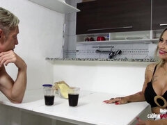 Anal, Gros seins, Plantureuse, Fille latino, Chatte, Nénés