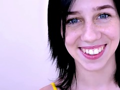 Baben, Stor kuk, Brunett, Sperma shot, Söt, Fetisch, Pov, Suger