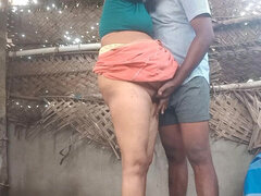 Amateur, Culo grande, Pareja, Indio, Maduro, Al aire libre