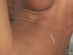 Brunetka, Masturbace, Sólo, Hračky