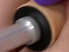 Blondynka, Okulary, Maszyna do pieprzenia, Masturbacja, Mamuśka, Orgazm, Solo, Wibrator