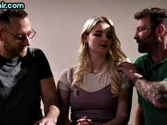 18, Stor rumpe, Biseksuell, Sperm skott, Bakfra, Ansiktssperm, Tenåring, Trekant