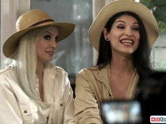 Большой член, Большие сиськи, Глубокая глотка, Трансы, Сиськи