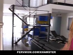Cul, Gros cul, Gros seins, Femme couguar, Faciale, Talons, Mère que j'aimerais baiser, Pov