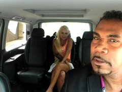 Rubia, Interracial, Realidad