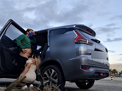 Amateur, Sucer une bite, Voiture, Éjaculation interne, Hard, De plein air, Public, Adolescente