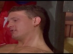 Anál, Zadek k puse, Velké péro, Černé, Kuřba, Brunetka, Manželka v domácnosti