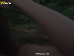 Plage, Brunette brune, Masturbation, De plein air, Public