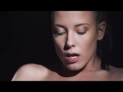 Musta, Ruskeahiuksinen, Sormetus, Lesbo, Luonnollinen, Nännit, Pillu, Tatuointi