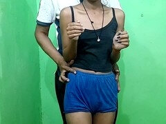 18 ans, Collège université, Doigter, Première fois, Indienne, Orgasme, Petite femme, Adolescente