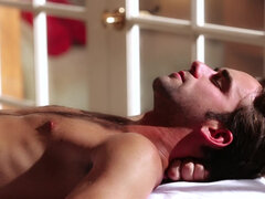 Aidra Fox gives a scintillating massage to her client