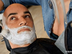 Blondýna, Kuřba, Na pejska, Honění, Výprask, Různé pohledy, Pička, Tetování